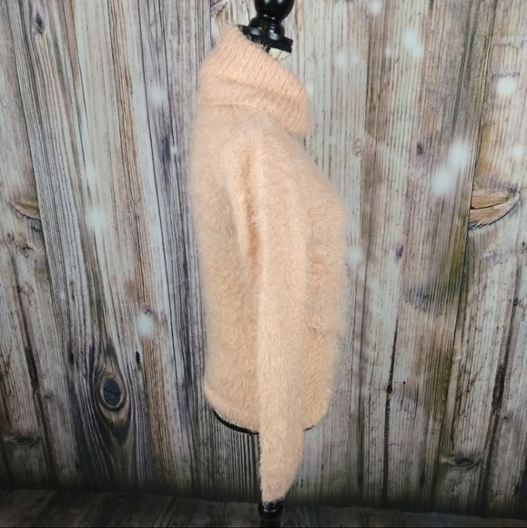 FREEWAY Blush Pink Cowlneck Knit Eyelash Sweater - Picture 2 of 8